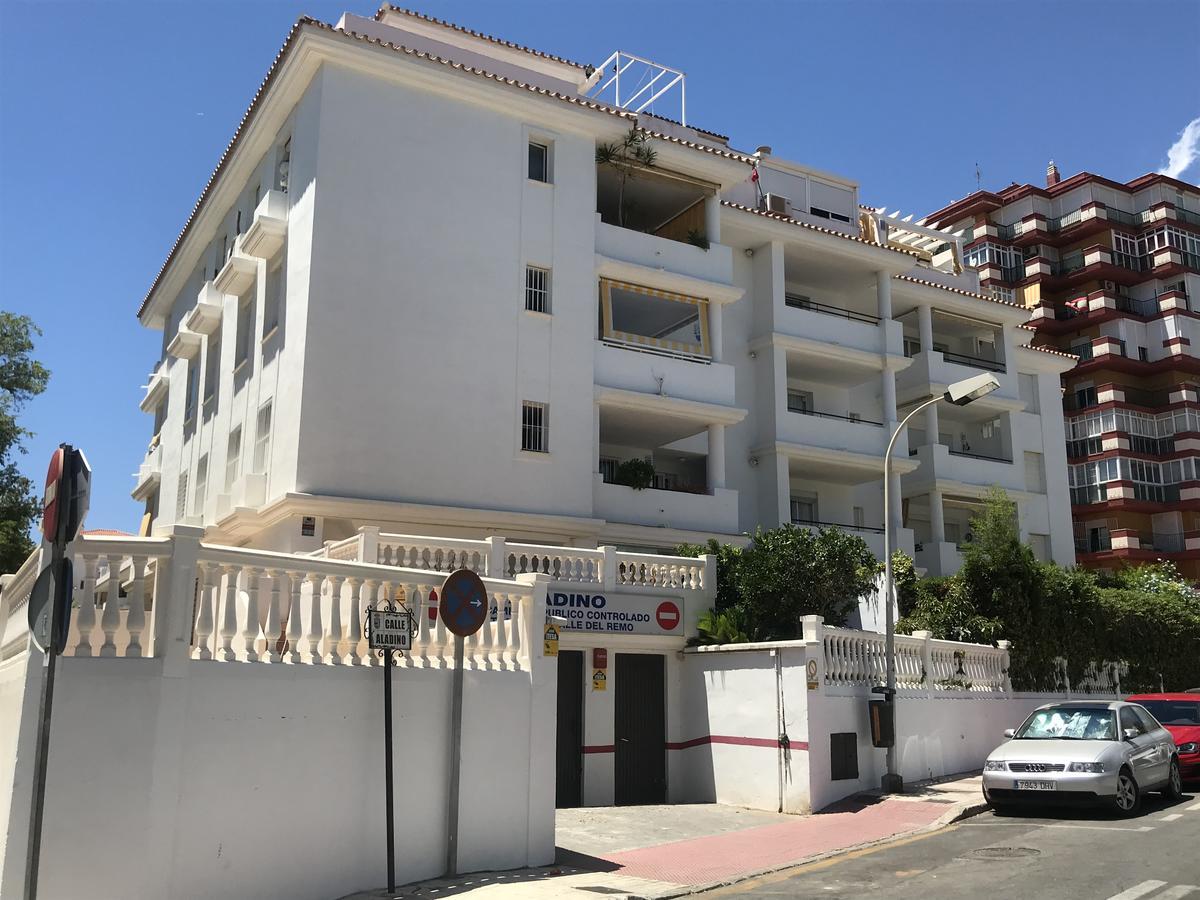 Apartamento Los Nidos Torremolinos Exterior photo